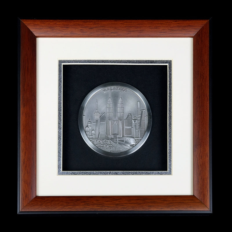 Pewter With Wood Frame (Malaysia Landmark) - PF397S